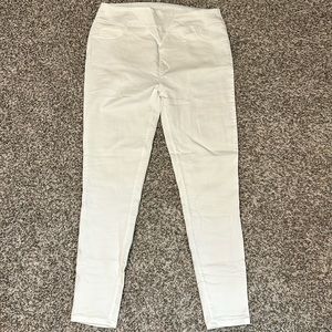 White jeggings